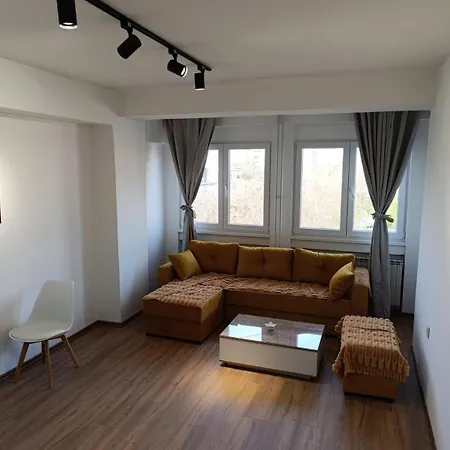 Elite Apartment *